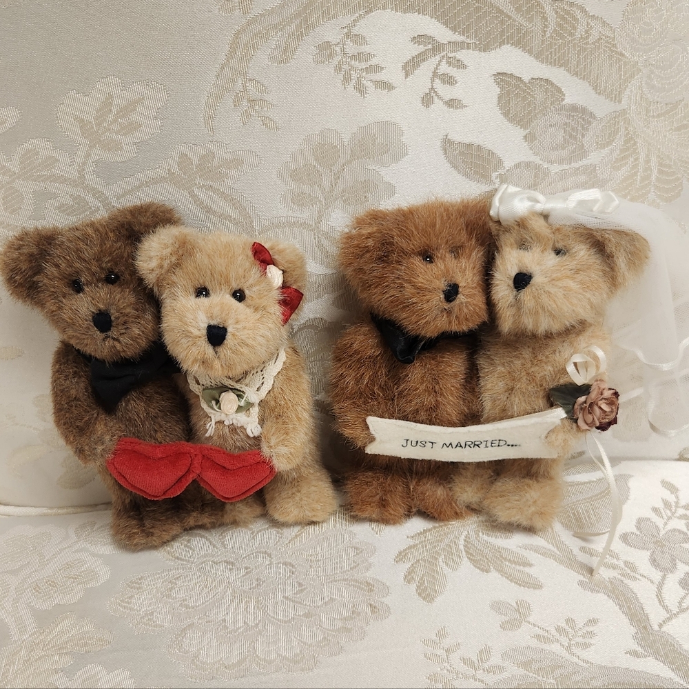 Boyds bears, “Shawn and Dawn” & Mr & Mrs Truelove Just Married couple bears